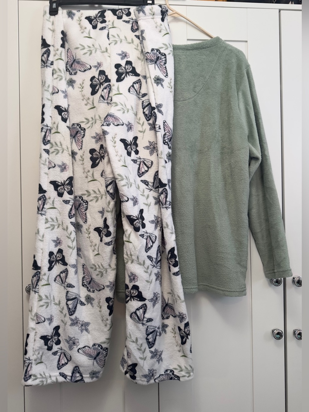 Fleece Butterfly Print Pajama Set Women’s Sz XXL NEW! - Picture 2 of 4